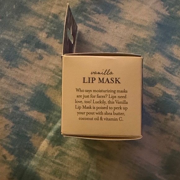 Trader Joe's Vanilla Lip Mask - Cream - Picture 4 of 6
